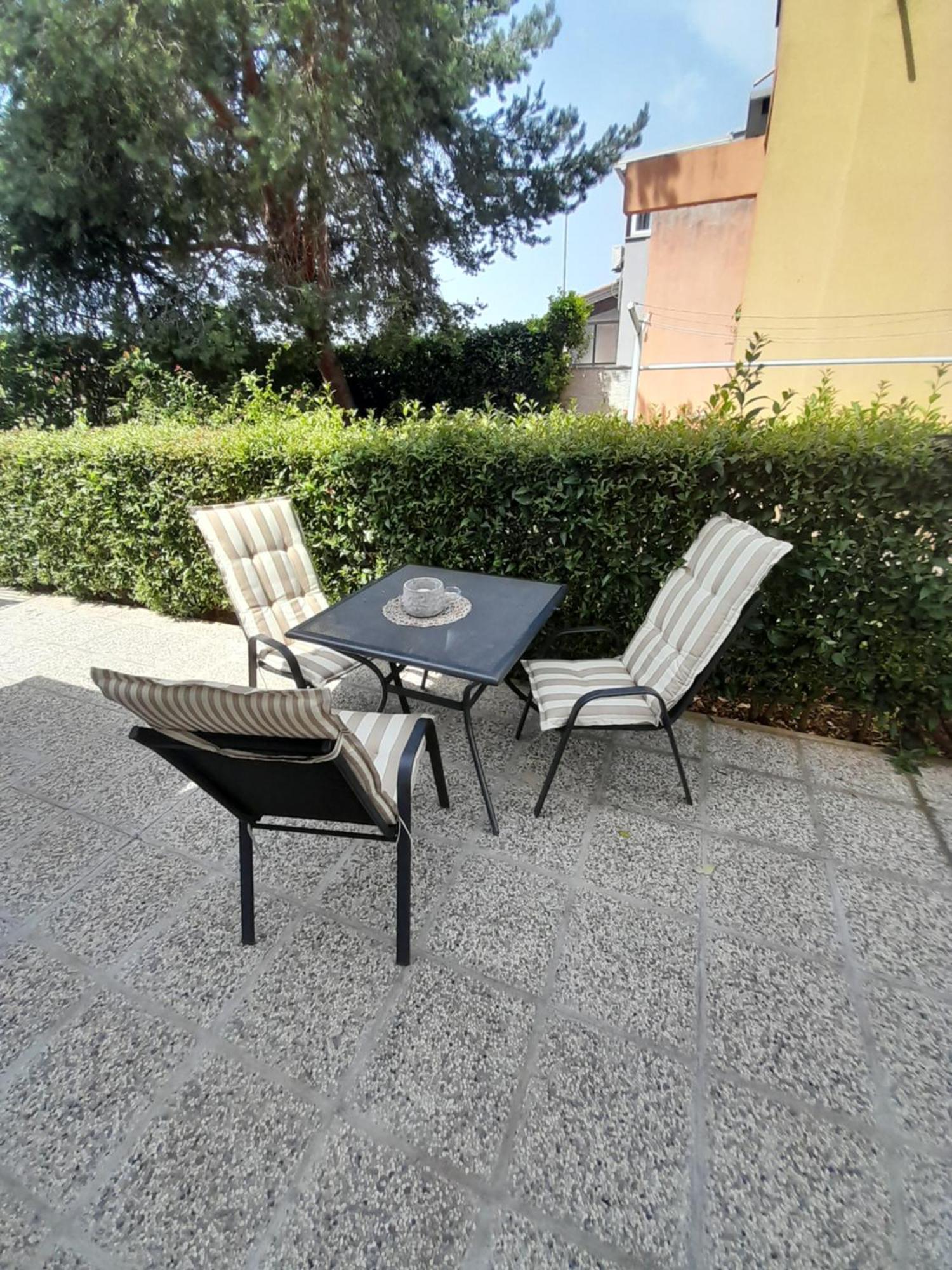 אומאג Apartments Luigi חדר תמונה