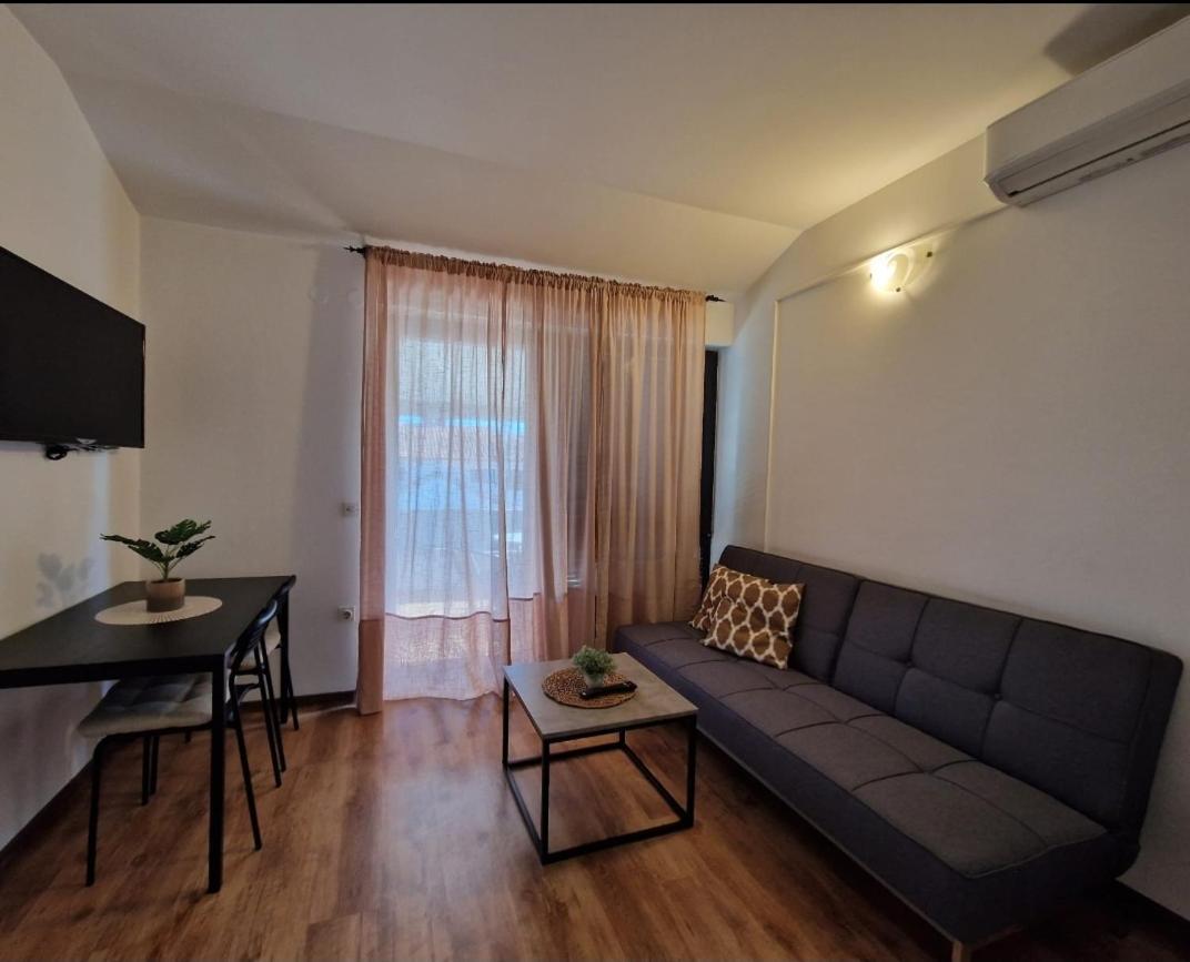 אומאג Apartments Luigi חדר תמונה